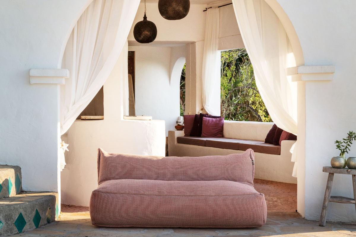 Dotty Loveseat pink Impression